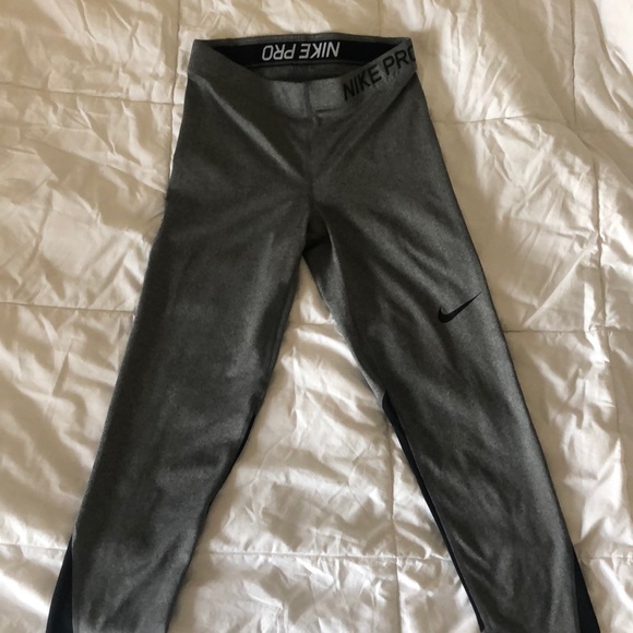 NIKEPRO leggings - Picture 1 of 5